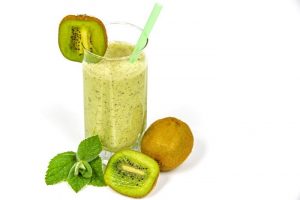 Alimenti 10 e lode. Il Kiwi: verde smeraldo per un frutto prezioso e sano