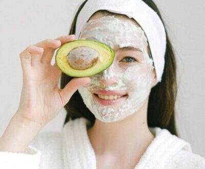 Maschera viso fai da te: 10 ricette naturali per una pelle sana e luminosa