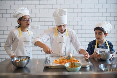 Cooking for autism: per i giovani con autismo è terapeutico stare in cucina