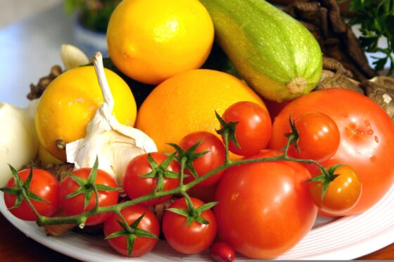 Caldo insopportabile? I gesti che ti fanno stare meglio quando l’afa ti mette KO